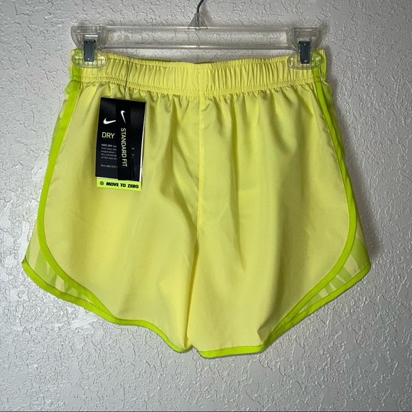 Women’s Nike dri-fit running shorts, XS, yellow/lime green - Picture 2 of 6